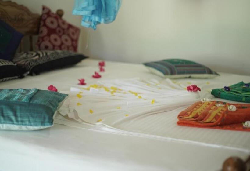 اتاق استاندارد با تراس, De Silva Wind Resort Kalpitiya  Kitesurfing School Sri Lanka