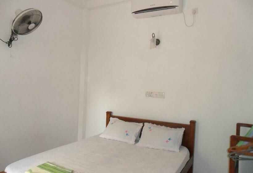 اتاق لوکس, Pearl Resort Mirissa