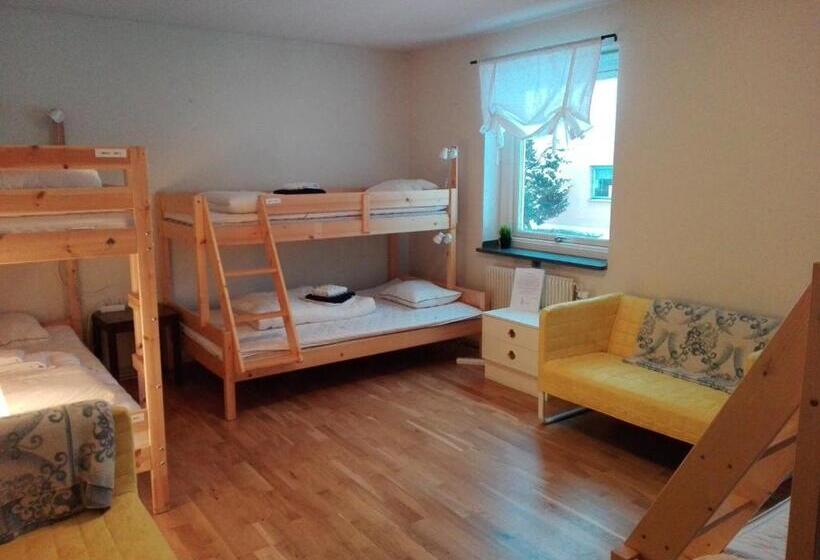 غرفة عائلية حمام مشترك, Kristinebergs Bed & Breakfast