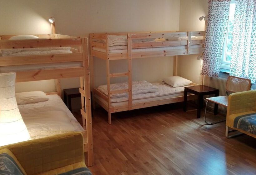 Семейный Номер Совместный Санузел, Kristinebergs Bed & Breakfast