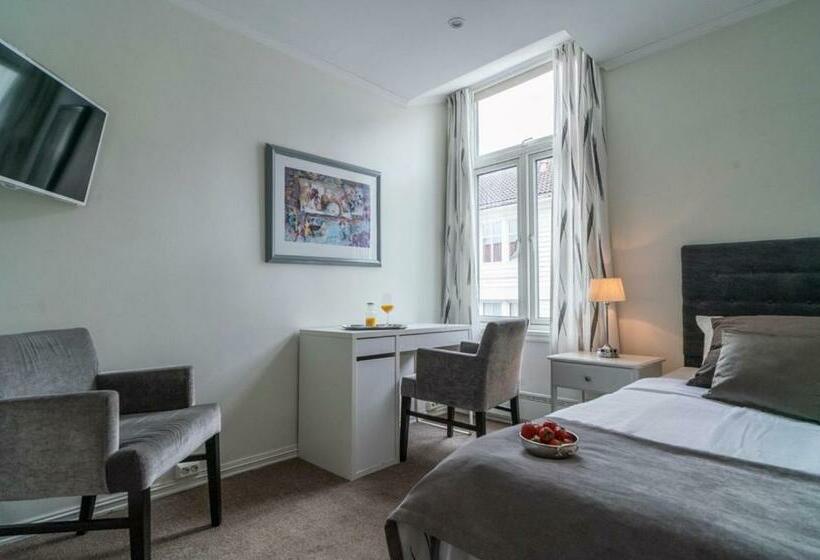 标准单人间, Grand Hotel Flekkefjord