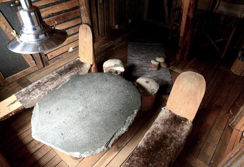 Семейный Номер, Basecamp