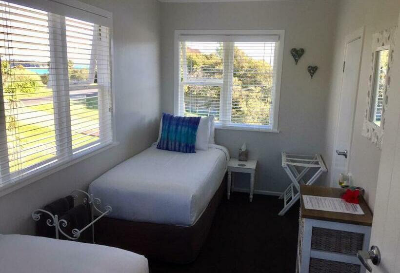 스탠다드 룸 바다 전망, Kiwi House Waiheke