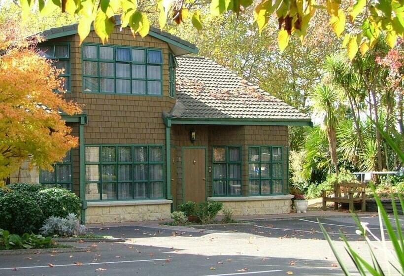 استودیو استاندارد با تخت کینگ, Cambridge Mews Motel