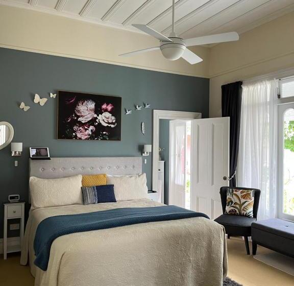 Стандартный Номер Кровать Кинг, Chelsea House Bed & Breakfast