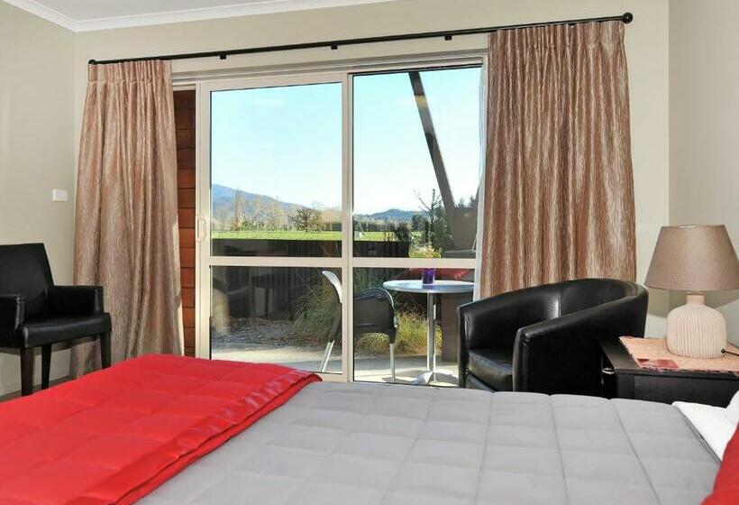 Студия Стандарт, Mohua Motels