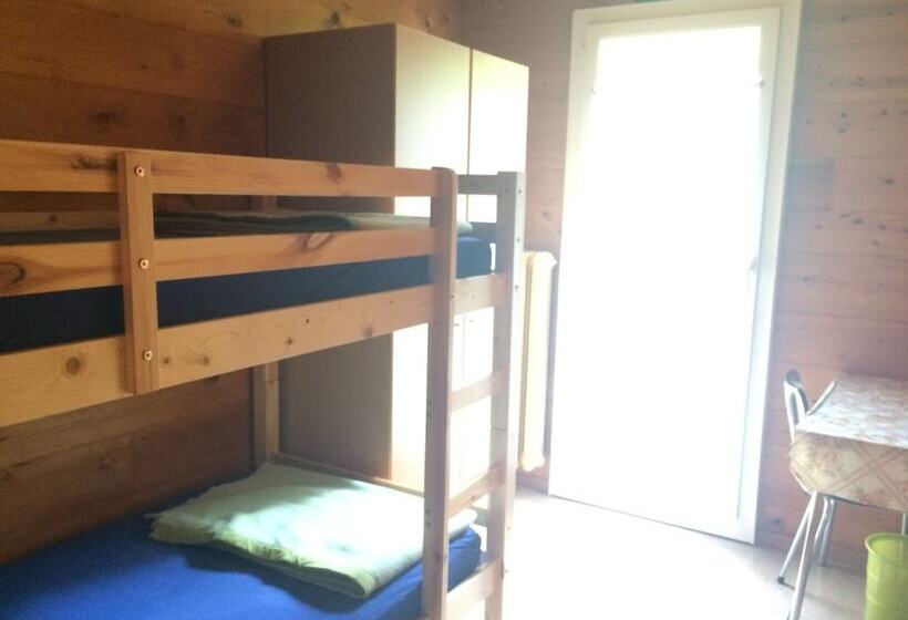 带共用浴室的标准房间, Gruppenhaus Rosy   Hostel