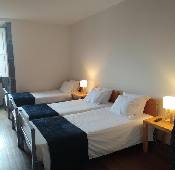 스탠다드 트리플 룸, Azores Youth Hostels   Pico