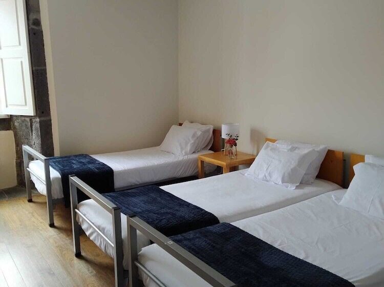 스탠다드 트리플 룸, Azores Youth Hostels   Pico