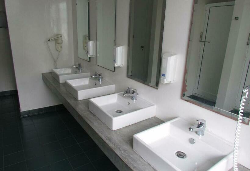 공동 객실, Azores Youth Hostels   Pico