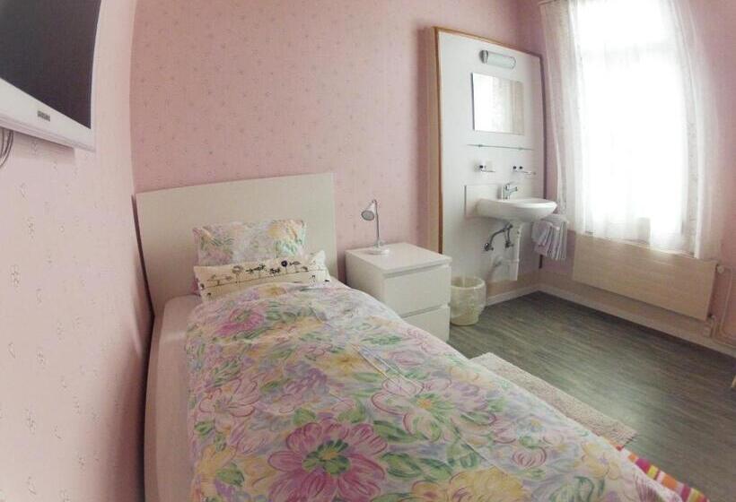 غرفة قياسية فردية حمام مشترك, Basicrooms