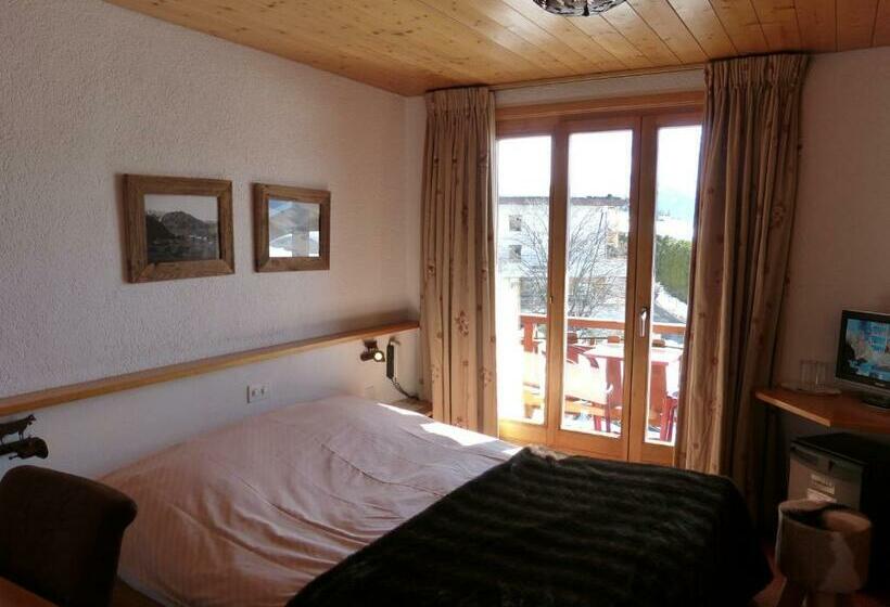 اتاق استاندارد با چشم‌انداز, Ermitage Verbier