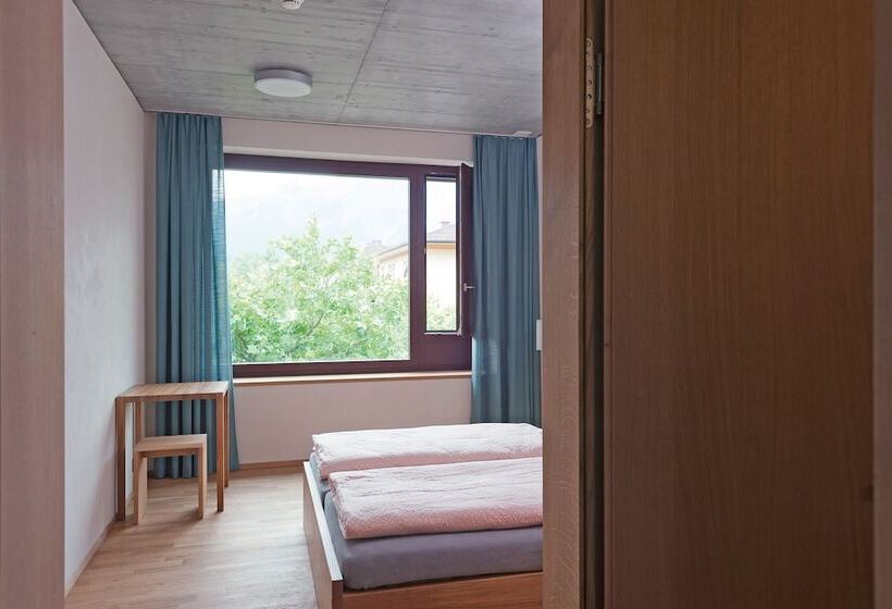 标准单人间, Interlaken Youth Hostel