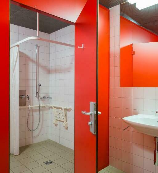 Standard Værelse Delt Badeværelse, Pontresina Youth Hostel