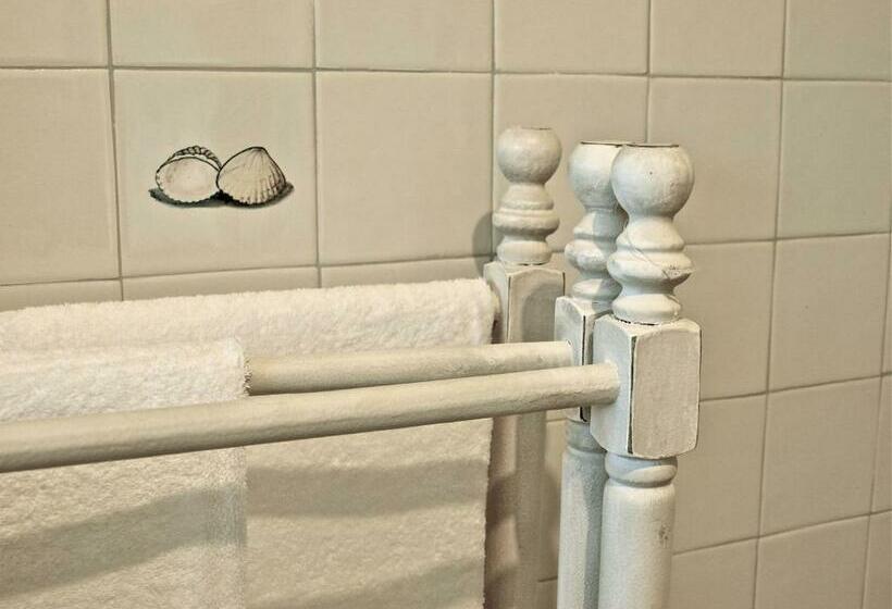 جناح ديلوكس مطل على البحر, Villa Nieuwland B&b