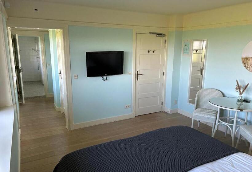 Номер Deluxe Вид на Море, Villa Nieuwland B&b