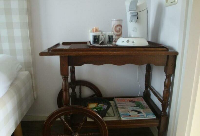 스탠다드 룸, Bed And Breakfast De Zwanebloem
