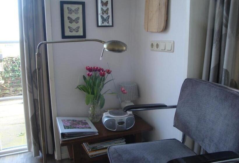 디럭스 룸, Bed And Breakfast De Zwanebloem