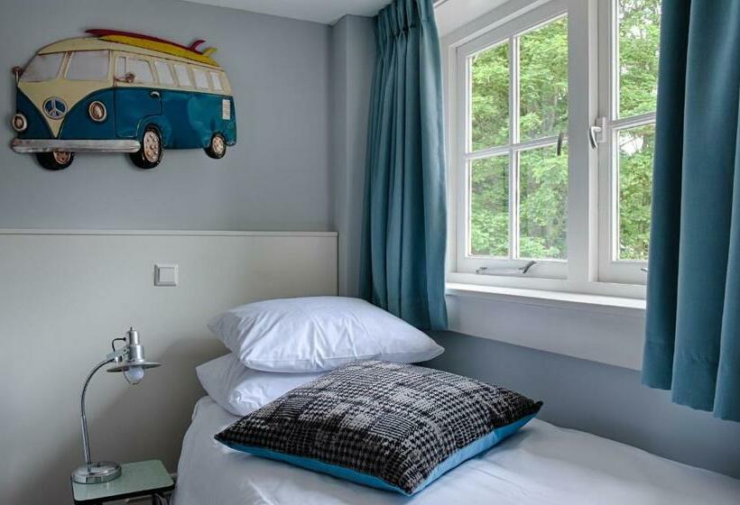 חדר יחיד בסיסי, Zoomers Aan Het Bos