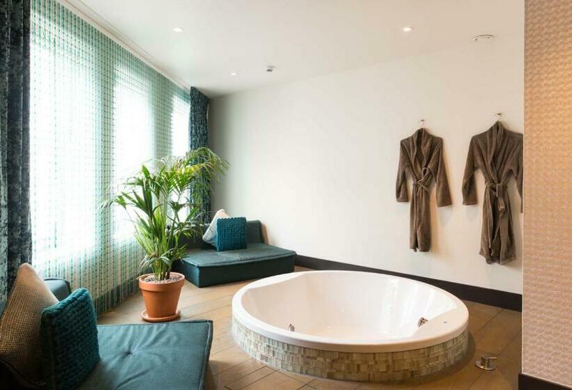 Люкс Повышенной Комфортности, Manzo's Suites
