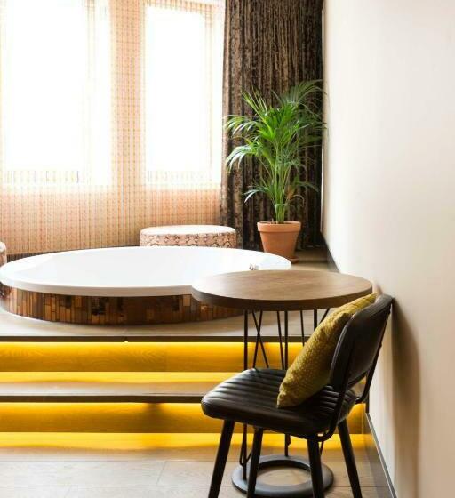 Люкс Повышенной Комфортности, Manzo's Suites