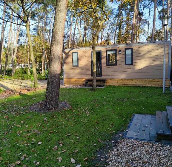 Номер Deluxe с Гидромассажем, Motel  Bungalow & Chaletpark De Brenkberg