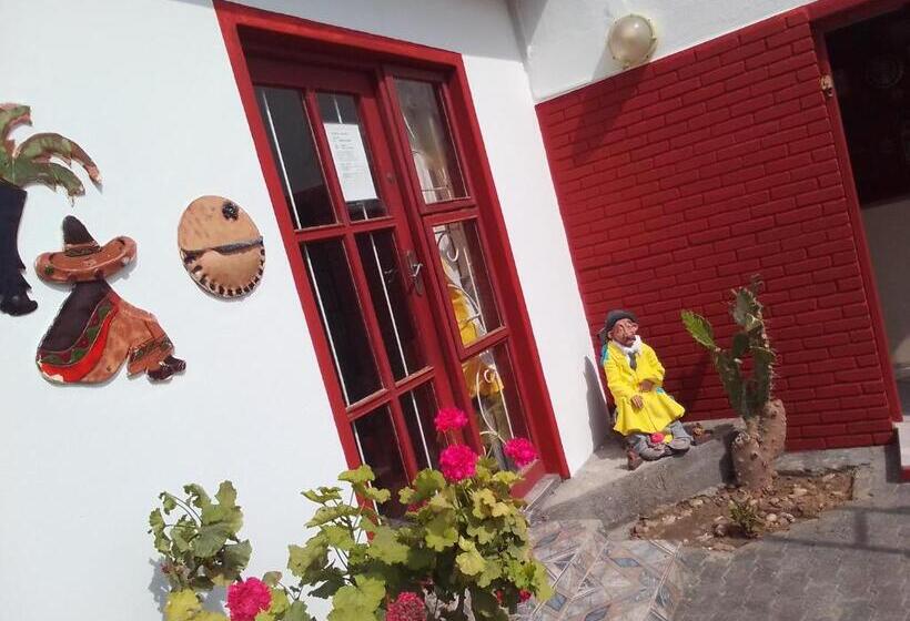 اتاق استاندارد, Feathers Inn Guest House