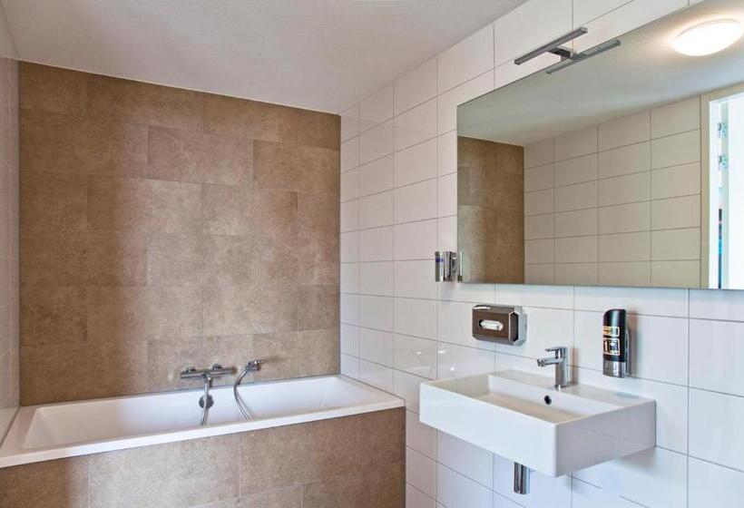Семейный Номер, Strandhotel Duinoord