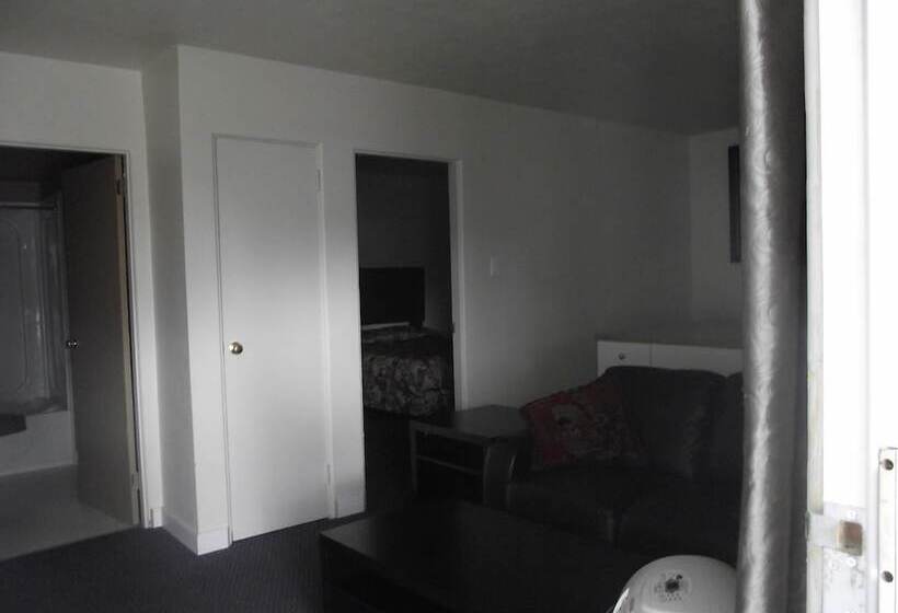 스위트, Stratford Motel