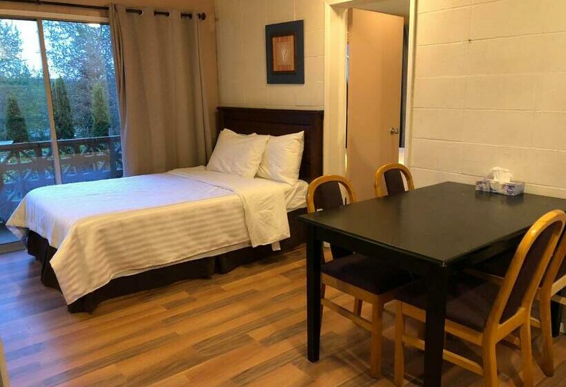 주니어 스위트 바다 전망, Holiday House Motel