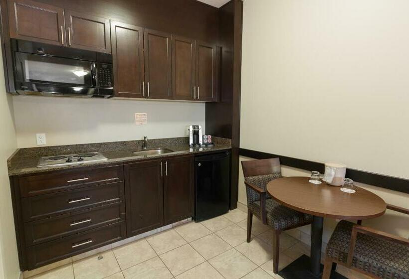 Quarto Deluxe, Bcminns  Lac La Biche