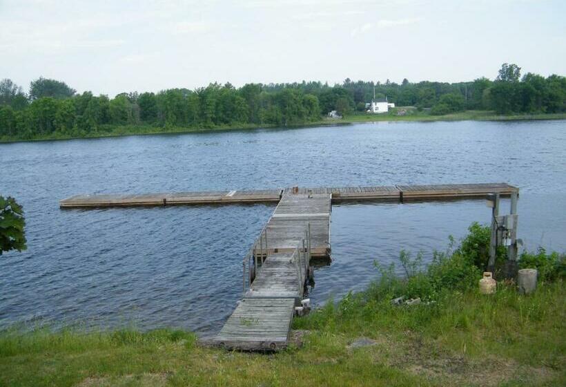 带大床的标准间, Campbellford River Inn
