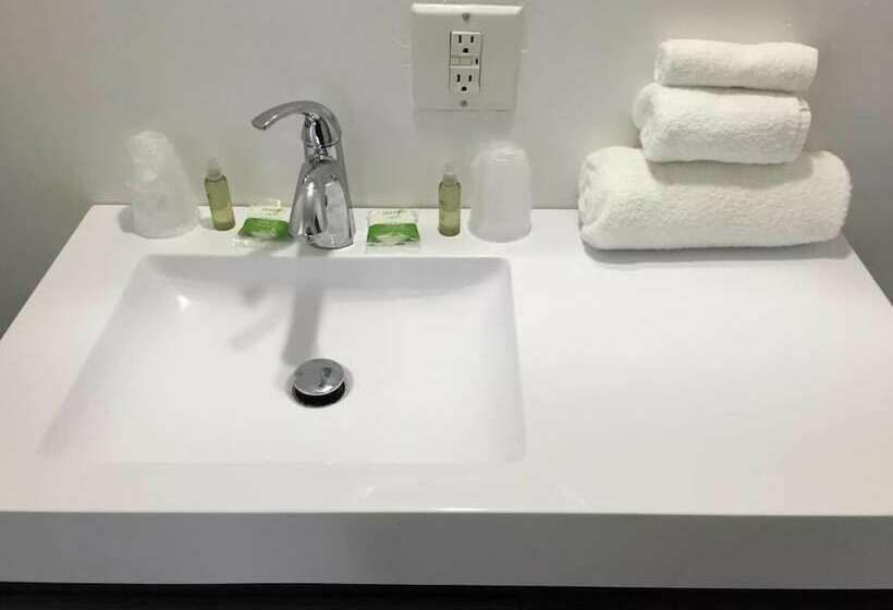 Номер Стандарт, Complexe Dix80