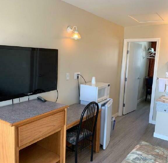 디럭스 스위트, Red Deer Inn & Suites