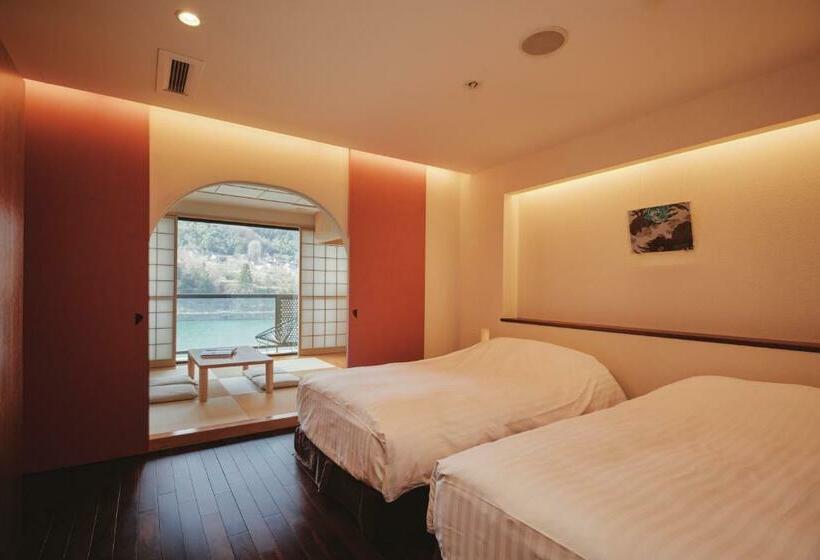 Номер Deluxe, River Retreat Garaku