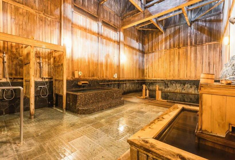 Номер Стандарт, Tsuta Onsen Ryokan
