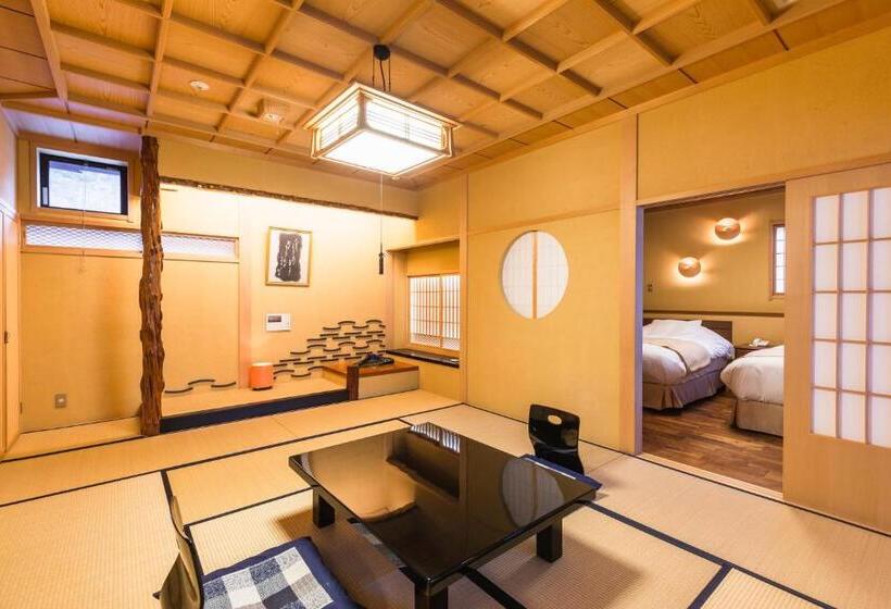 Президентский Люкс, Tsuta Onsen Ryokan