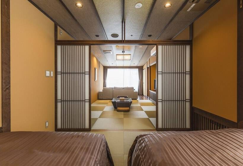 Номер Стандарт, Tsuta Onsen Ryokan