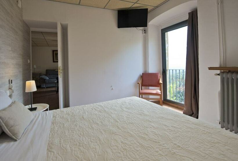 Семейный Номер, Hostal La Salut De Terrades