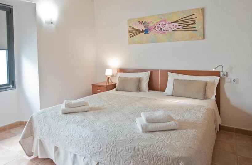 Номер Стандарт, Hostal La Salut De Terrades