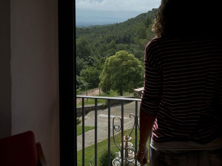 Семейный Номер, Hostal La Salut De Terrades