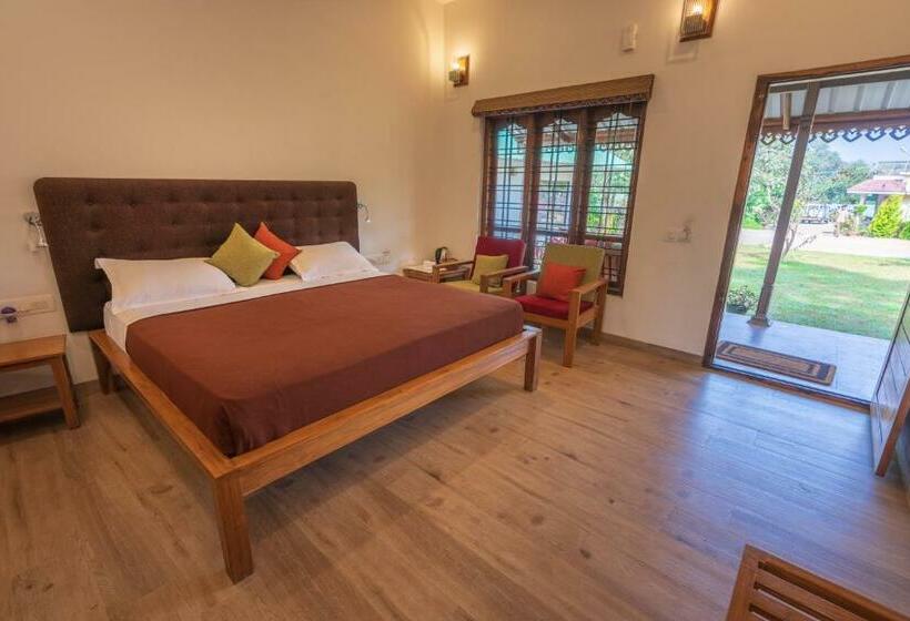 Номер Deluxe, Thekkady Kalarickal Heritage Bungalow