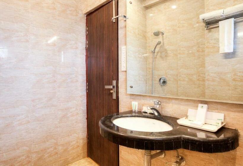 标准间, Treebo Shivam Inn Near Singapore Mall