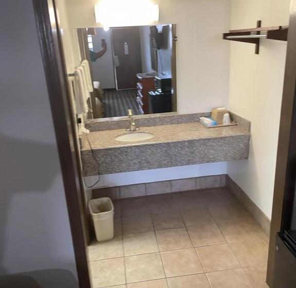 Номер Deluxe, Bedford Inn