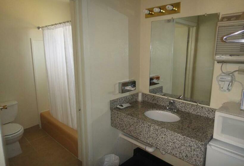 Стандартный Номер Кровать Кинг, Econo Lodge