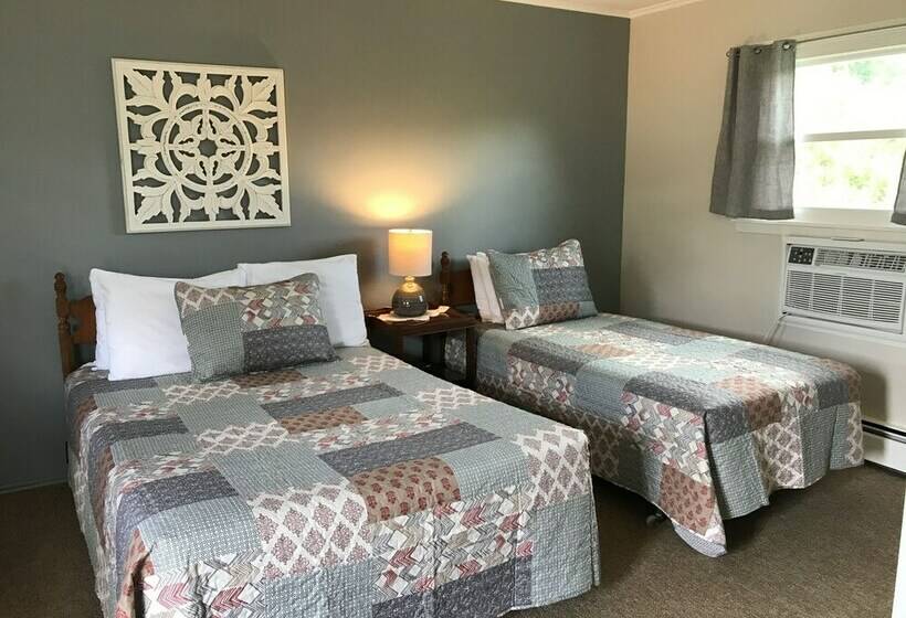 Номер Стандарт, Brittany Motel