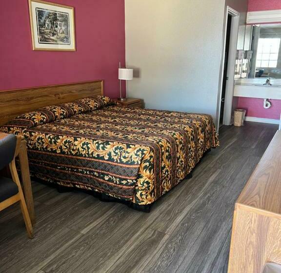 Habitació Estàndard Llit King, Country Inn Motel