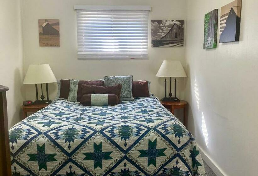 Бунгало Deluxe, Greybull Motel