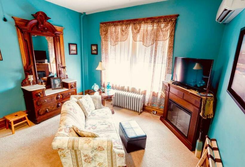 Трехместный Номер Deluxe, Keystone Inn Bed And Breakfast