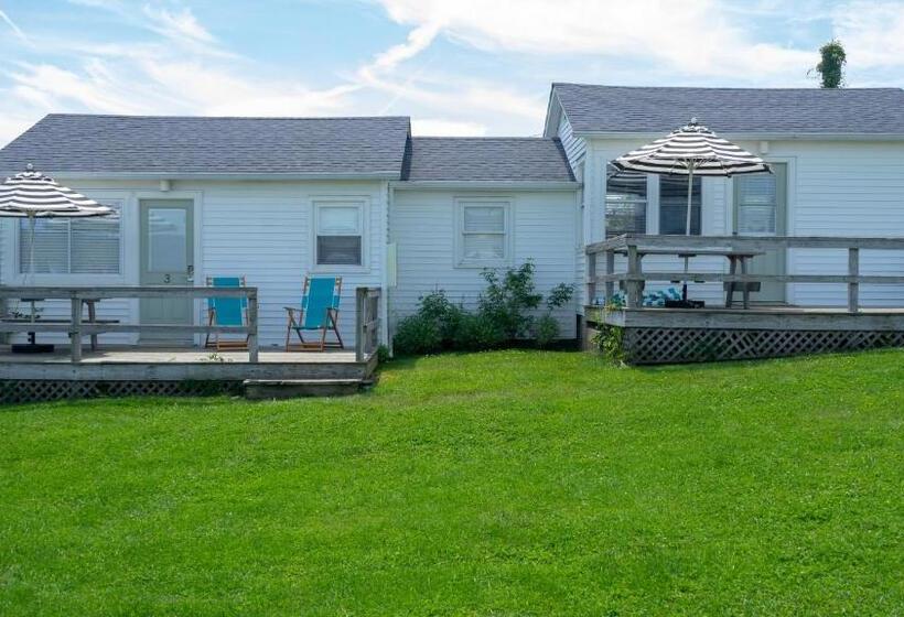Апартаменты Премиум 1 Спальня, Breakers Montauk